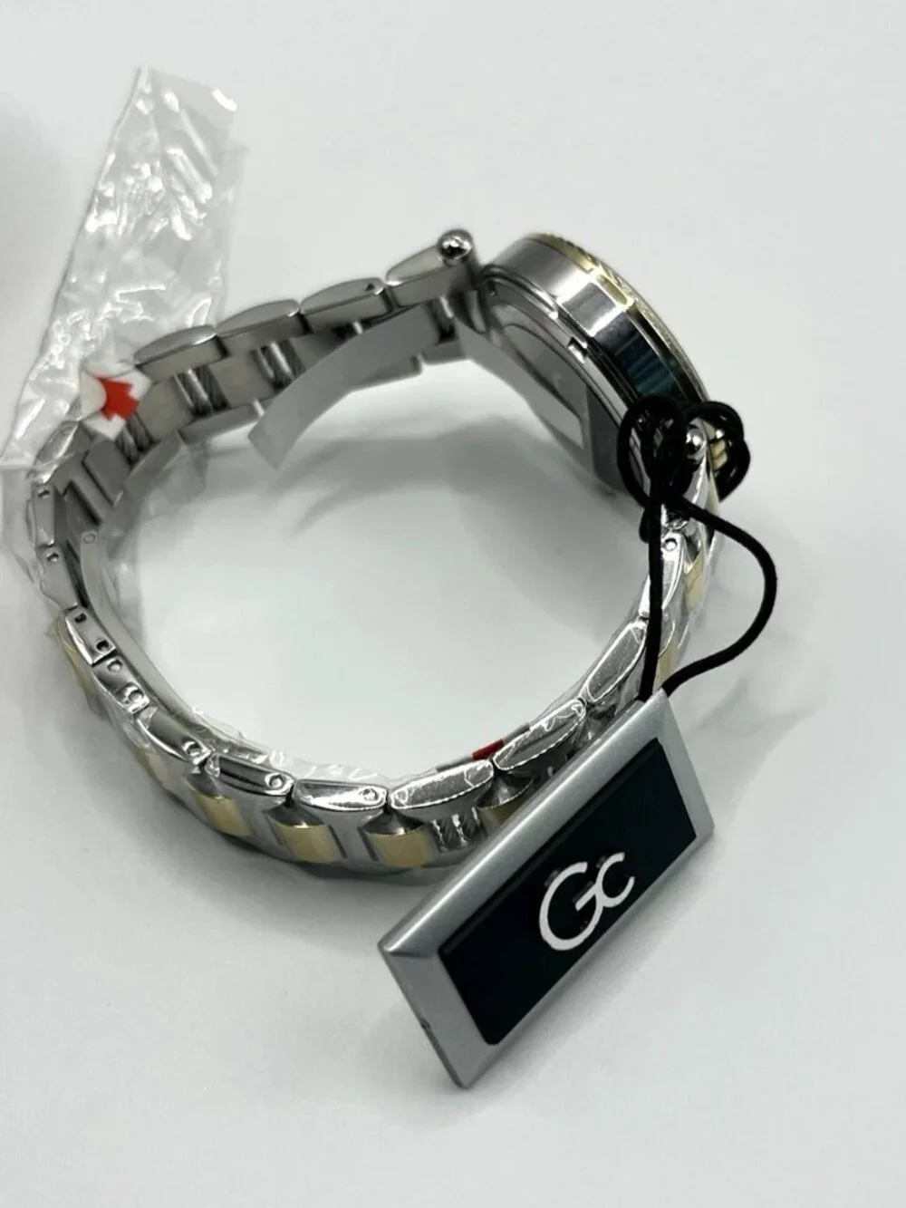 GC Guess Collection Womens Swiss Two Tone Watch Mother of Pearl Dial New